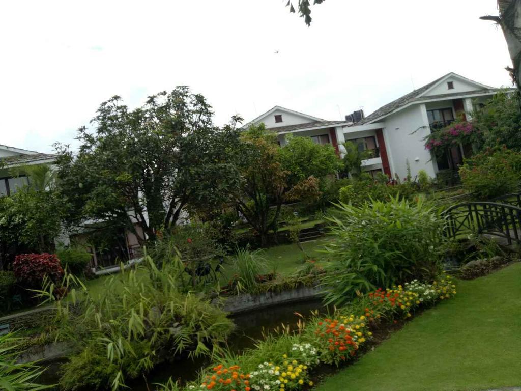 Shangri-La Village Resort, Pokhara Exterior photo